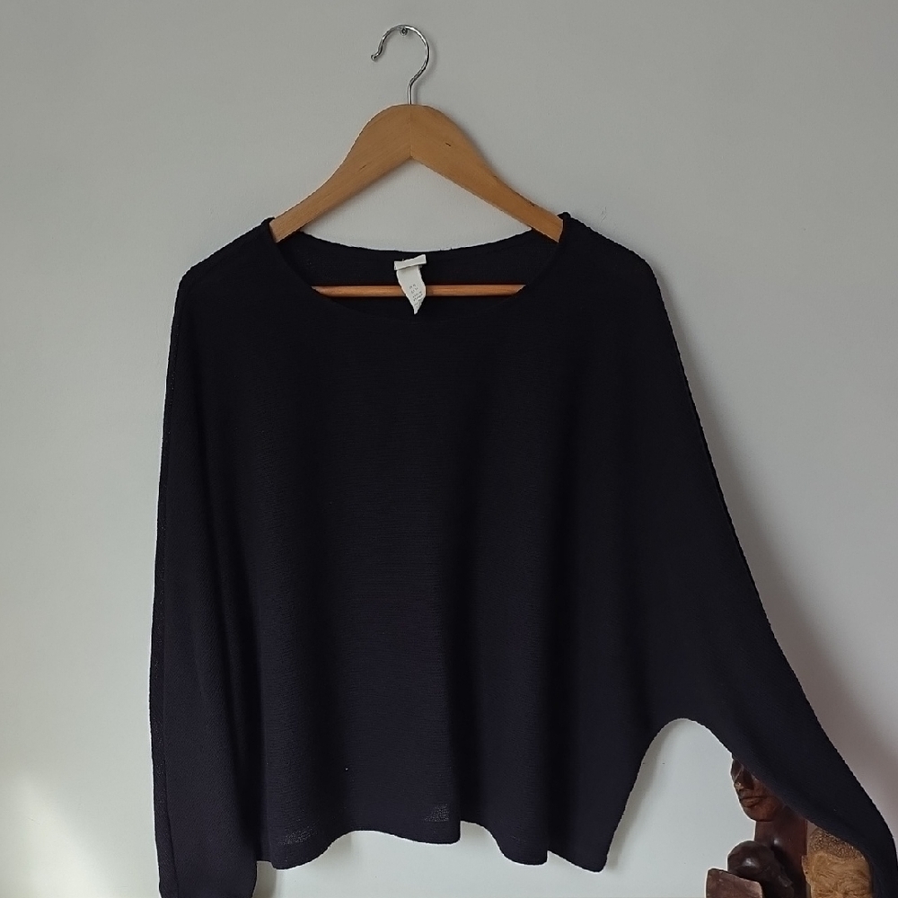 H&M Classic Black Pullover